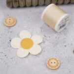 DIY Stoffmix - Blume Daisies - Knopf - Garn