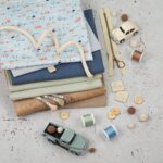 DIY Stoffmix - Reißverschluss - Sticktwist - Garn - Label - Knopf - Pompon - Kordel