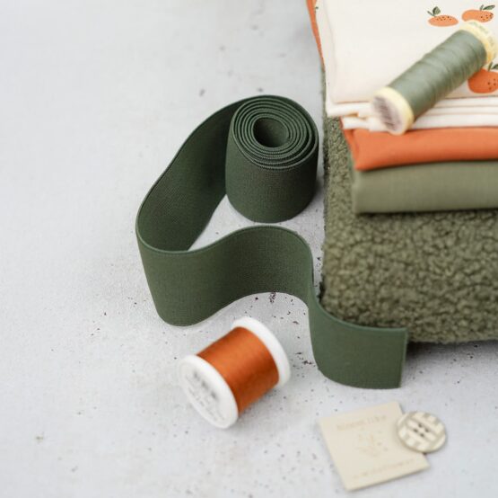 DIY Stoffmix - Garn - Label - Knopf - Gummiband