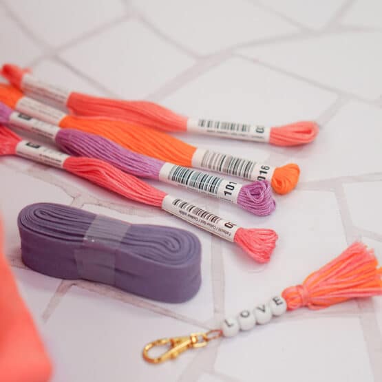 Diy Stoffmix 1297k Karabiner Buchstabenperlen Schraegband Sticktwist