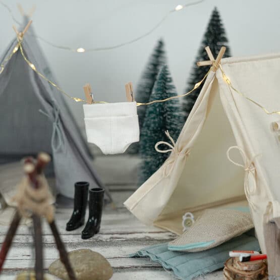 DIY Wichtelwelt - Zelt - Stiefel - Schlüppi - Klammern - Zahnpaste