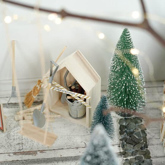 DIY Wichtelwelt - Holzhaus Klein - Werkzeug - Besen