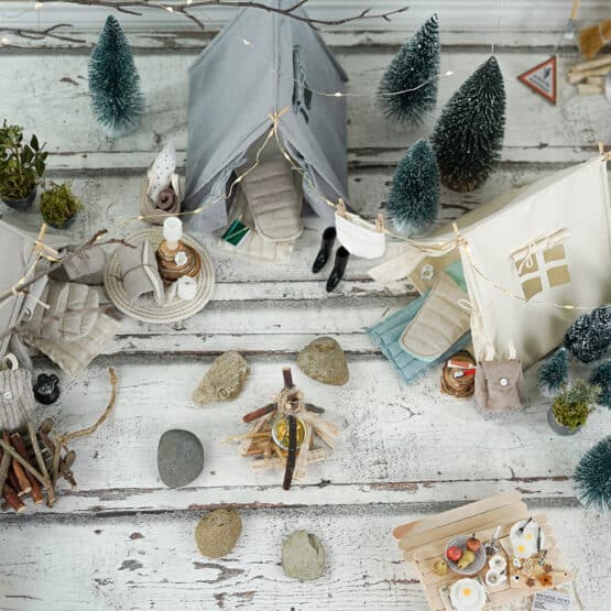 DIY Wichtelwelt - Zelt - Schlafsack - Luftmatratze - Tisch