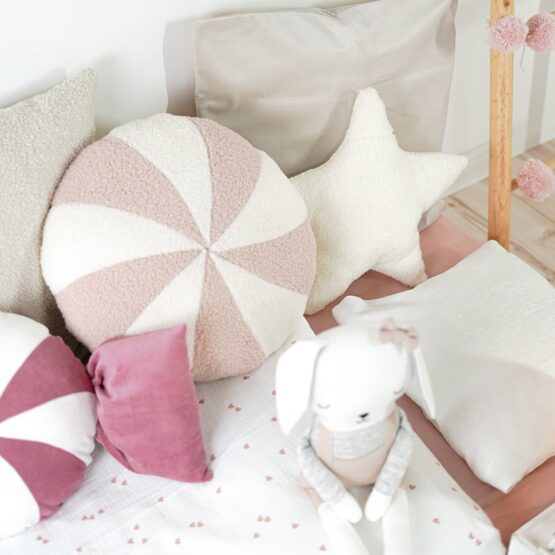 DIY Stoffe Inspiration - Bonbon Kissen - Stern - Häschen Tilda