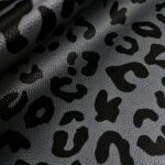 Kunstleder – Leo – mittlerschwere Qualität – Warmes Dunkelgrau