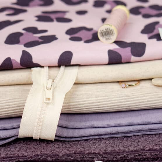 DIY Stoffmix - Reißverschluss - Garn