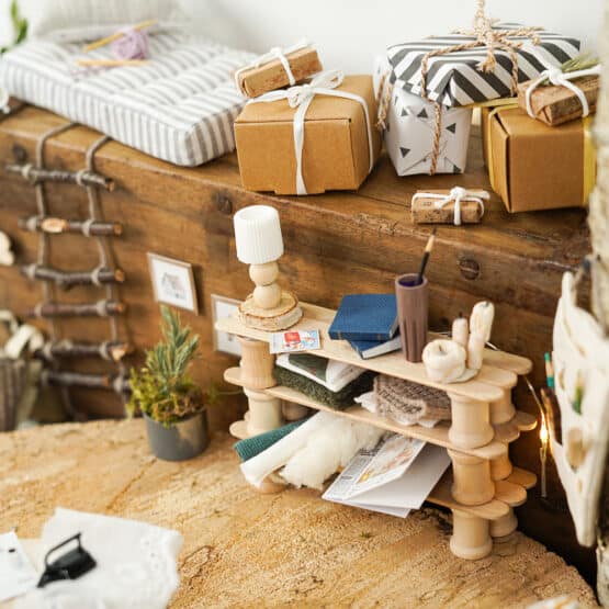 DIY Wichtelwelt - Holzperle - Kartons - Mini Spule - Matratze