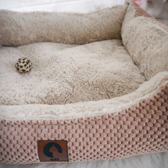 DIY Stoffe Inspiration - Hundekörbchen - Tierbett - Tierkörbchen Animal - Katzenkörbchen - Velvet Strukturiert Lachs - Kunstfell Cream - Label