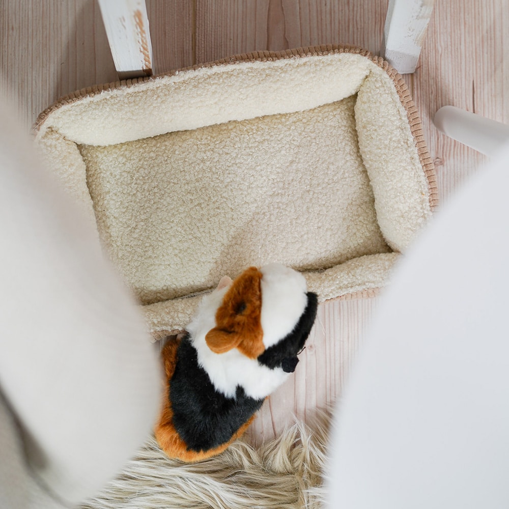 DIY Stoffe Inspiration - Hundekörbchen - Tierbett - Tierkörbchen Animal - Katzenkörbchen - Cord Elastisch Smoky Camel Beige - Deko Boucle Cremeweiß