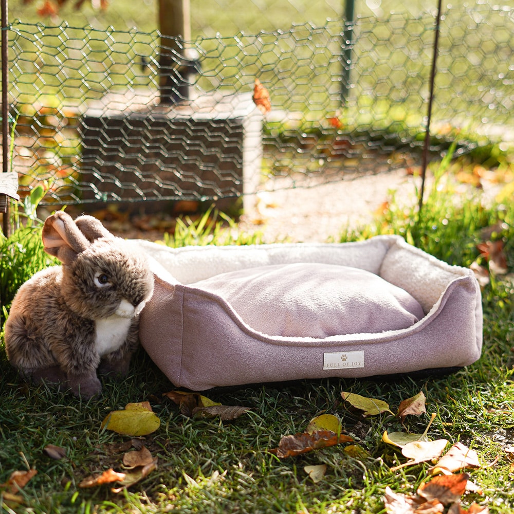 Diy Stoffe Inspiration 587b Hundekoerbchen Tierbett Tierkoerbchen Animal Kosmetiktasche Katzenkoerbchen Deko Boucle Cremeweiß Velours Dekostoff