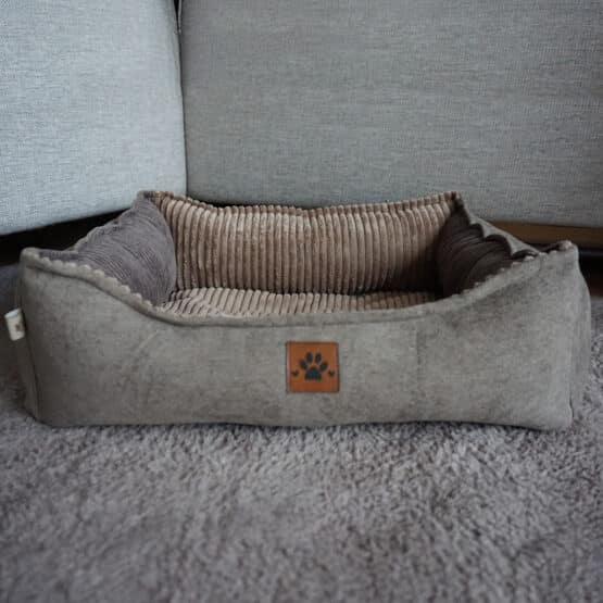 DIY Stoffe Inspiration - Hundekörbchen - Tierbett - Tierkörbchen - Animal - Katzenkörbchen - Velour Deko Dunkles Smoky Beige - Velvet Toffee - Label