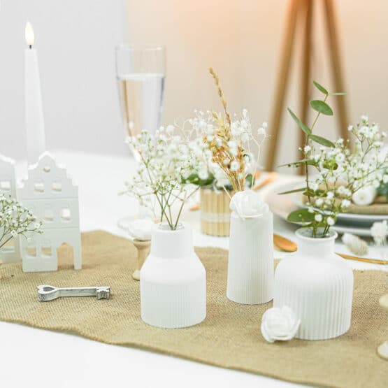 DIY Stoffe Inspiration - Gießen - Formen - Silikon - Weiß - Kerzenständer - Vase - Häuser - Basteln - Jute