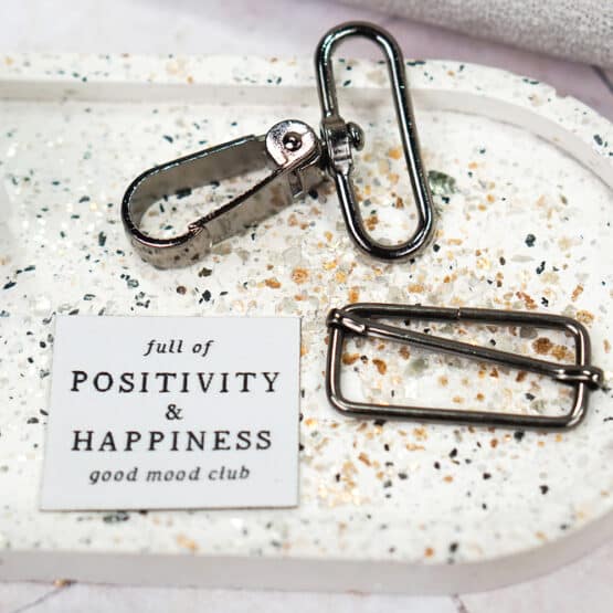 DIY Stoffmix - Label - Gurtbandzubehör - Silikonform Untersetzer - Glimmer Flakes