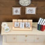 Diy Wichtelwelt 509 Sideboard Buecher Kalender Postkarte Wecker