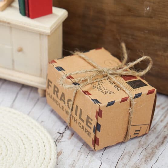 DIY Wichtelwelt - Pakete Bedruckt - Sideboard