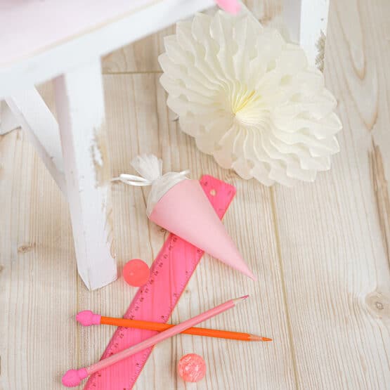 DIY Stoffe Inspiration - Schultüte Streifen Orange Pink - Bastelvorlage