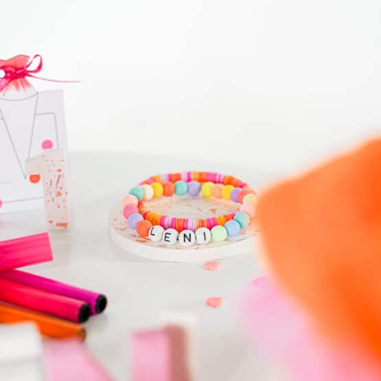 Diy Stoffe Inspiration 594n Schultuete Streifen Orange Pink Buchstabenperlen Kunststoffperlen Farbig