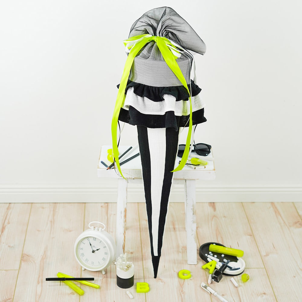 Diy Stoffe Inspiration 596l Schultuete Black White Silikonform Vase Buchstaben Schale