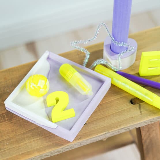 Diy Stoffe Inspiration 597c Schultuete Streifen Lavendel Gelb Silikonform Buchstaben Untersetzer