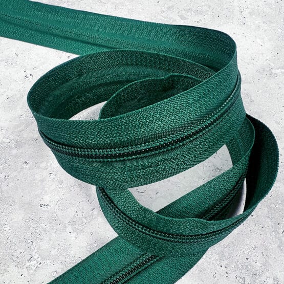 Endlosreißverschluss Spiral – 5 mm – Deep Pine – nicht teilbar