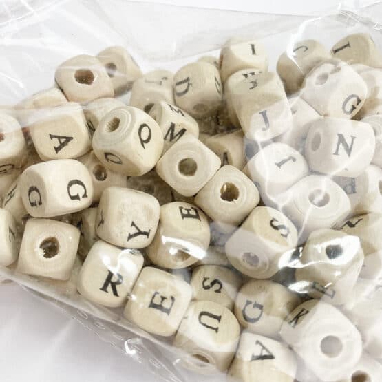 Holzperlen Buchstaben B Ware 2