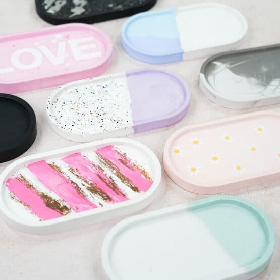 Diy Stoffe Inspiration 599i Giessen Untersetzer Oval Buchstaben Spiegelfolie Folienkleber Flakes Farbpigmente