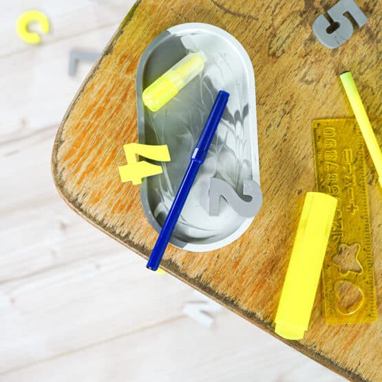 Diy Stoffe Inspiration 600q Schultuete Blitze Silikonform Buchstaben Oval Untersetzer