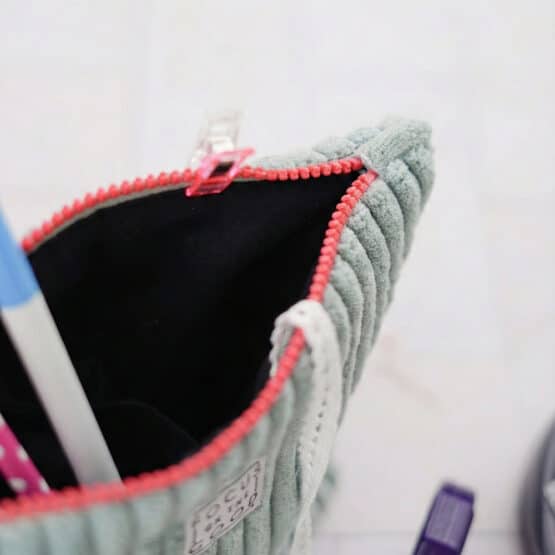 Diy Stoffe Inspiration 602m Naeh Etui Velvet Breitcord Altmint