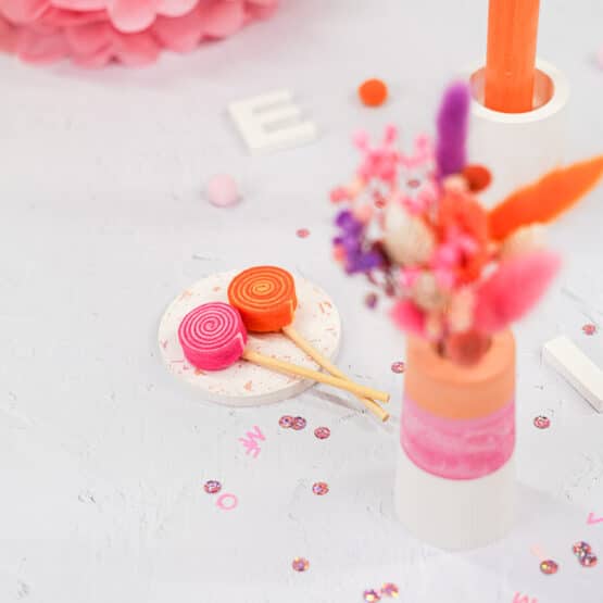 DIY Stoffe Inspiration - Gießen - Paket - Kerze - Vase - Buchstaben - Untersetzer - Pink - Orange - Pigment - Filz