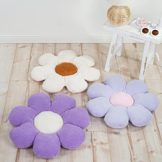 Diy Stoffe Inspiration 604f Blumen Kissen Boucle Lavendel Cremeweiss Frotteejersey Breitcord Wollweiss