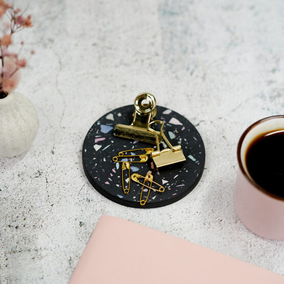 Diy Stoffe Inspiration 608i Giessen Untersetzer Rund Kreis Raysin Schwarz Farbpigment