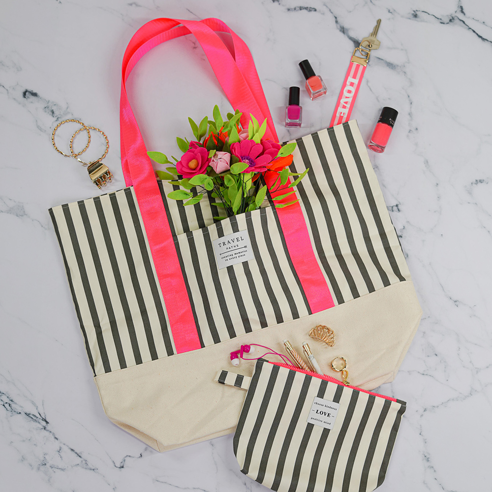 Diy Stoffe Inspiration 612x Strand Kosmetik Tasche Paket Label Neon Streifen Pink Filz Schluessel Blume Draht Plott Love Webband